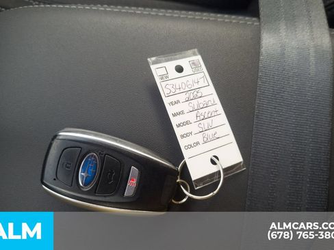 Used 2025 Subaru Ascent Premium AWD/4WD image 21