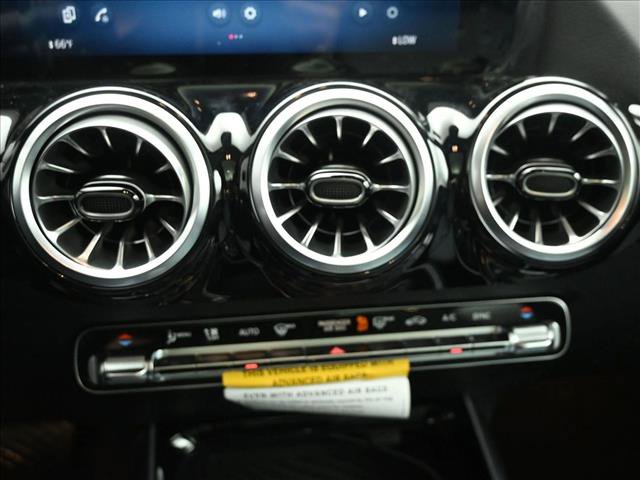 Certified 2026 Mercedes-Benz GLA 250 4MATIC image 16