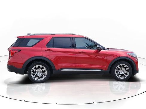 Used 2026 Ford Explorer Platinum RWD image 4