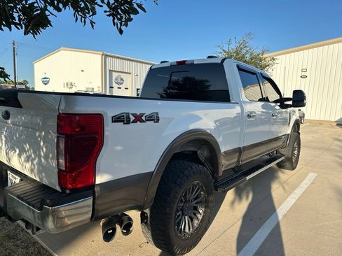 Used 2022 Ford F250 Lariat w/ Lariat Ultimate Package AWD/4WD image 4