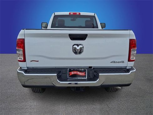 Used 2024 RAM 2500 Tradesman w/ Chrome Appearance Group image 6