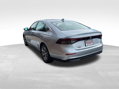 Used 2023 Honda Accord EX image 7