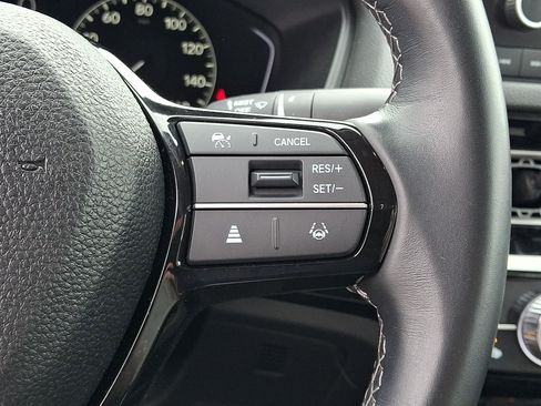 Used 2024 Honda Civic EX image 24