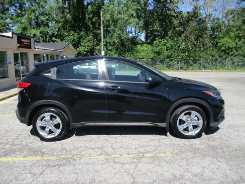 Used 2019 Honda HR-V LX image 10
