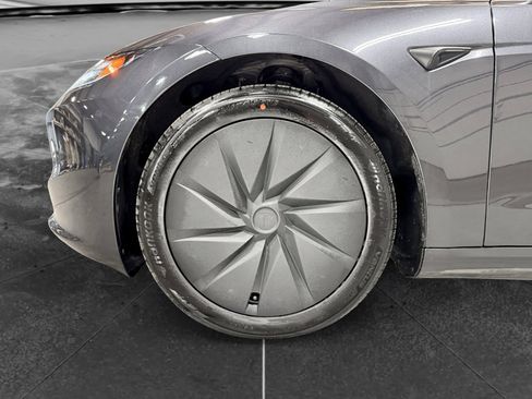 Used 2025 Tesla Model 3 Long Range RWD image 28