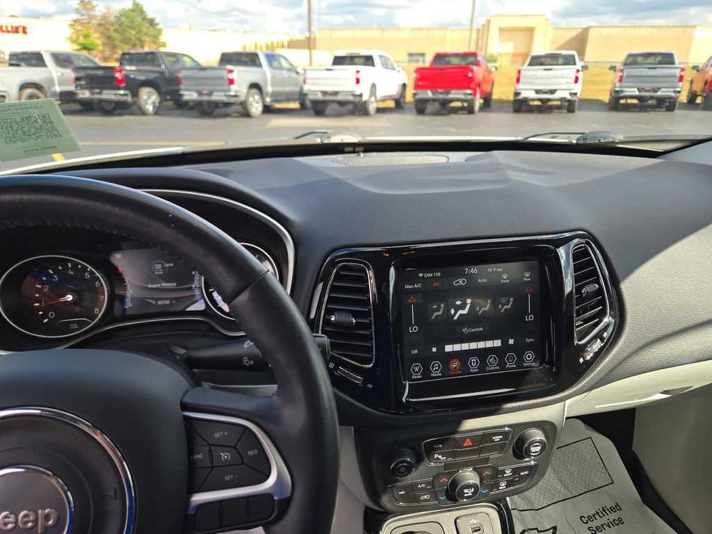 Used 2019 Jeep Compass Limited w/ Safety & Security Group AWD/4WD image 26
