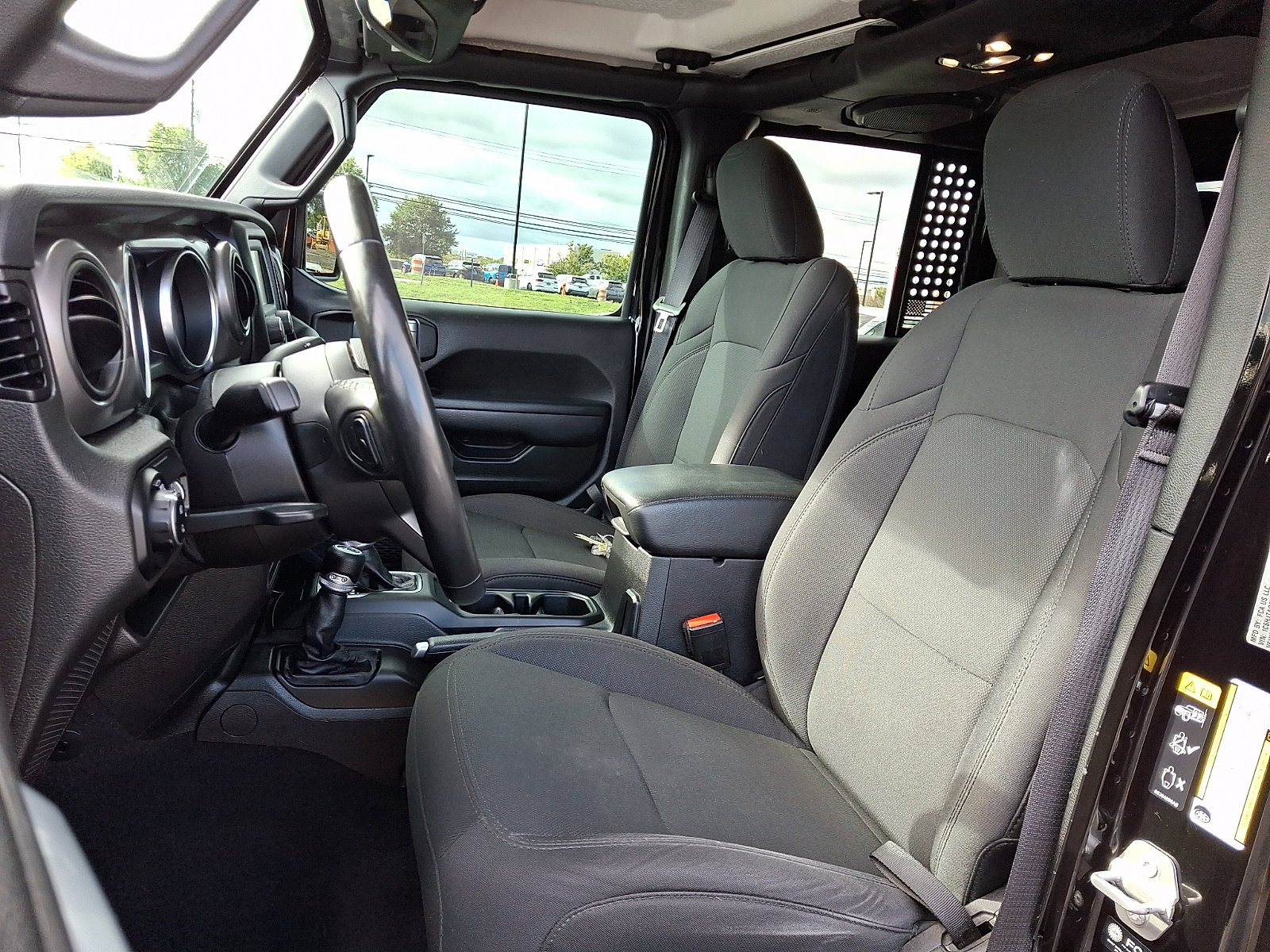 Used 2021 Jeep Gladiator Sport AWD/4WD image 15