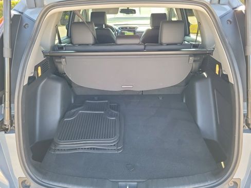 Used 2022 Honda CR-V Touring image 9