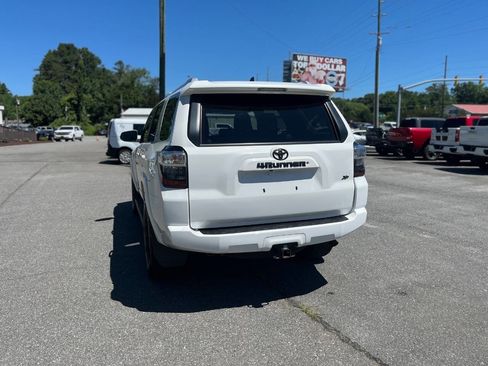 Used 2016 Toyota 4Runner Limited RWD image 7