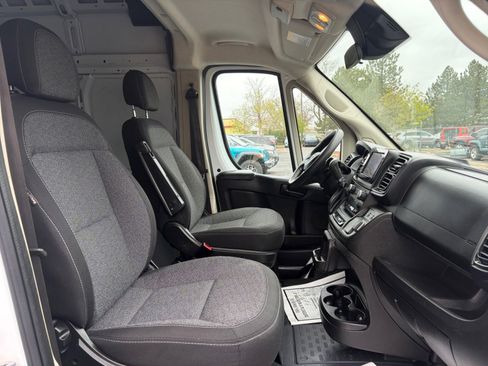 Used 2022 RAM ProMaster 2500 FWD image 19
