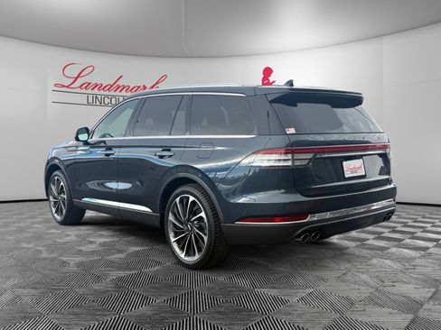 Certified 2021 Lincoln Aviator Reserve w/ Equipment Group 202A image 3