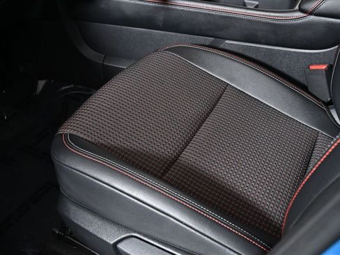 Certified 2025 Nissan Kicks SR AWD/4WD image 28