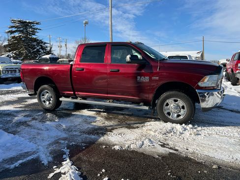 Used 2017 RAM 2500 Tradesman w/ Chrome Appearance Group image 3