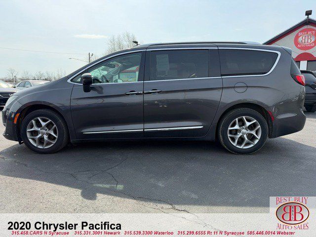 Used 2020 Chrysler Pacifica Touring-L w/ Tire & Wheel Group FWD image 6
