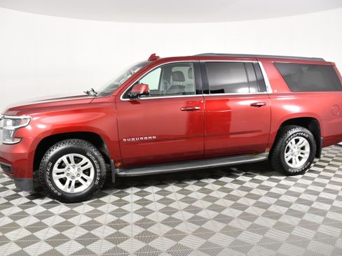 Used 2016 Chevrolet Suburban LT w/ Max Trailering Package AWD/4WD image 9