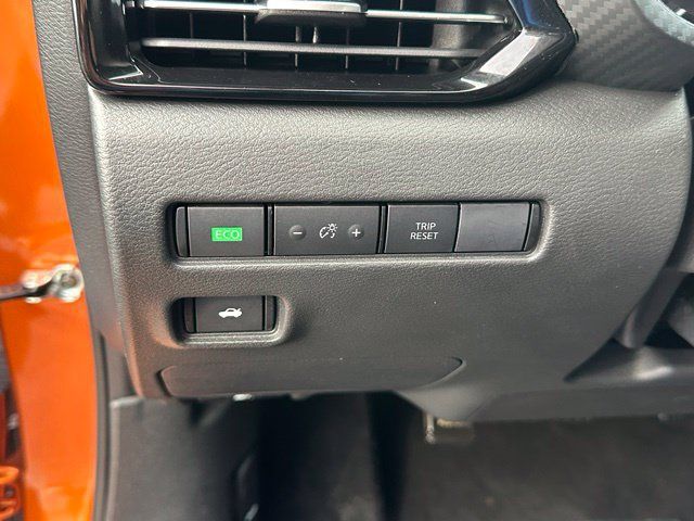 Used 2024 Nissan Sentra SR FWD image 18