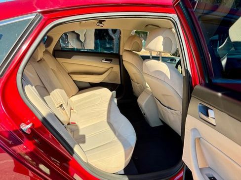 Used 2015 Hyundai Sonata SE w/ Option Group 09 image 26