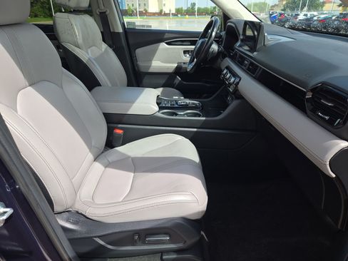 Used 2024 Honda Pilot Touring image 32
