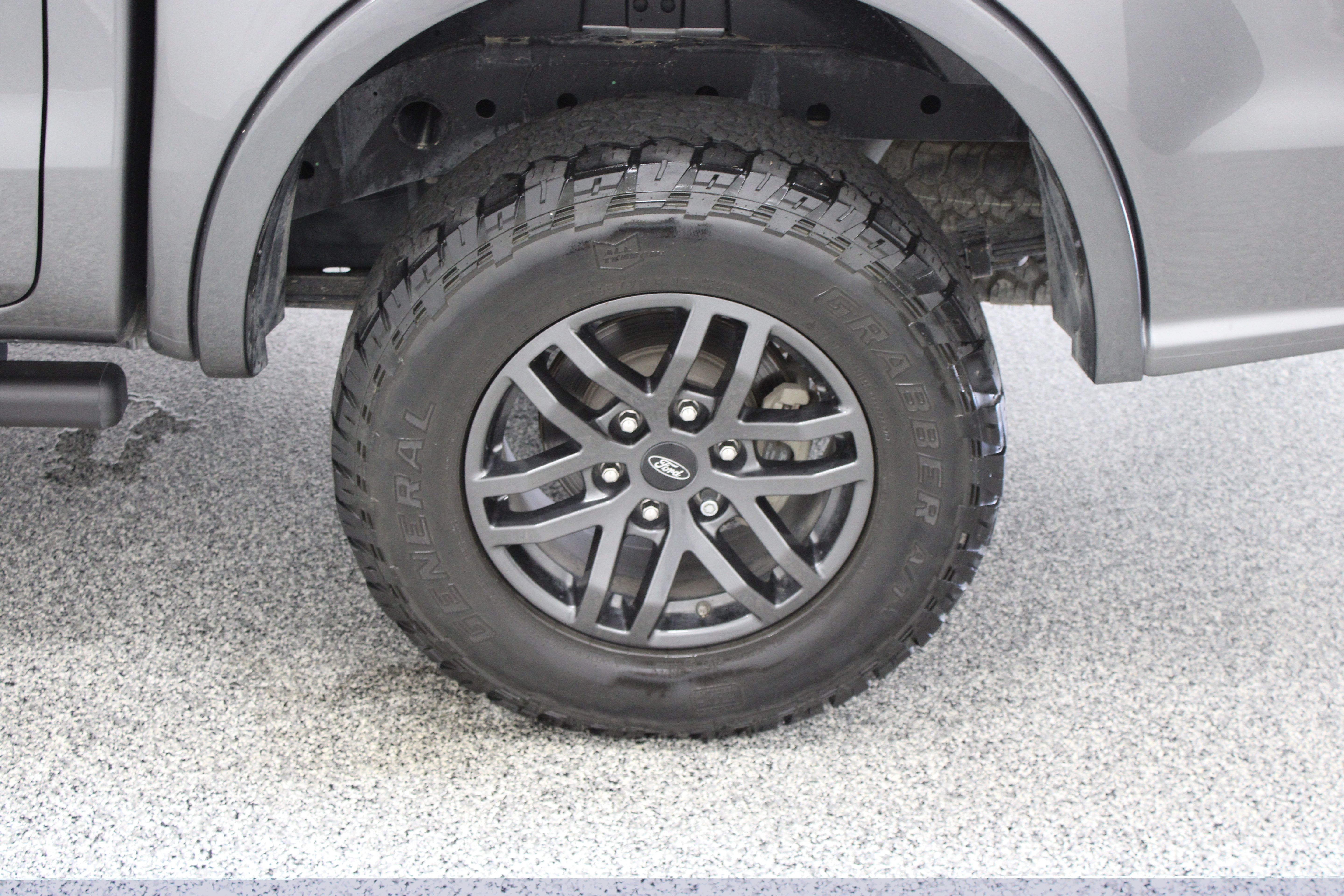 Used 2022 Ford Ranger Lariat w/ Tremor Off-Road Package AWD/4WD image 12