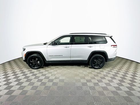 Certified 2023 Jeep Grand Cherokee L Laredo image 7