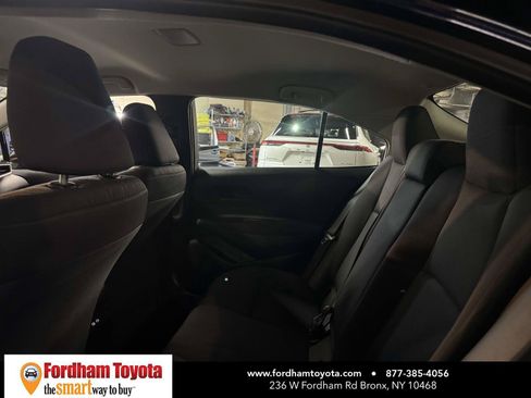 Used 2025 Toyota Corolla LE FWD image 12