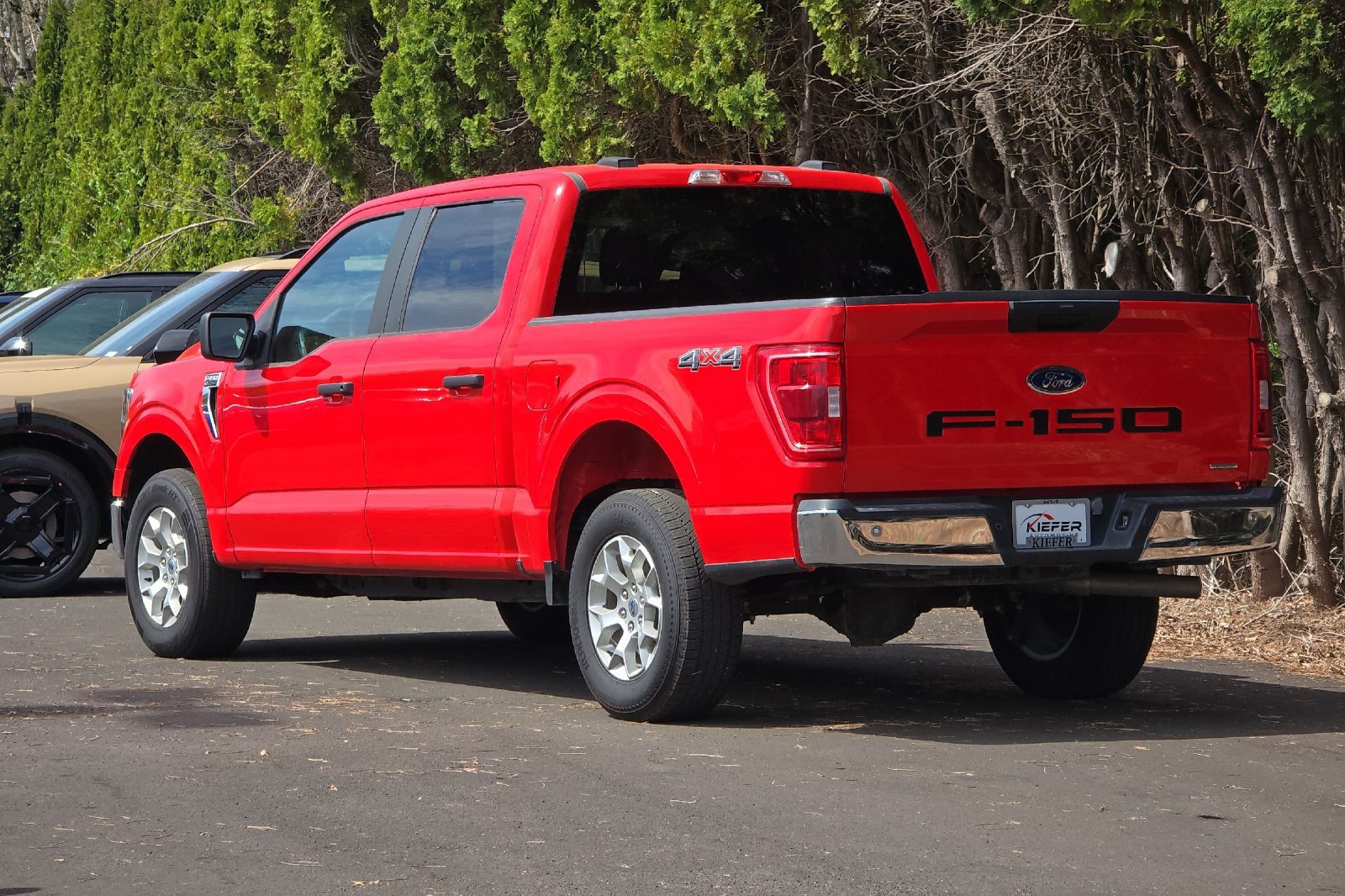 Used 2023 Ford F150 XLT AWD/4WD image 5