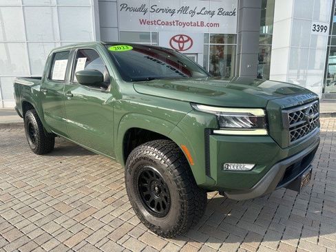 Used 2023 Nissan Frontier SV w/ SV Premium Package image 10