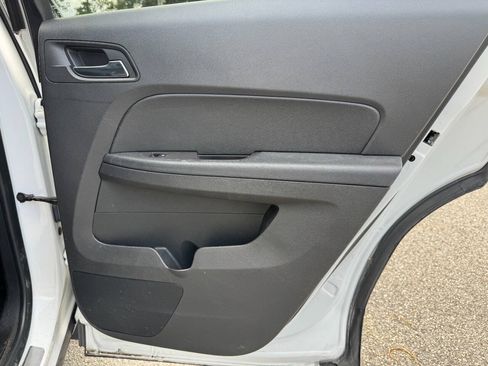 Used 2017 Chevrolet Equinox Premier w/ Enhanced Convenience Package AWD/4WD image 42