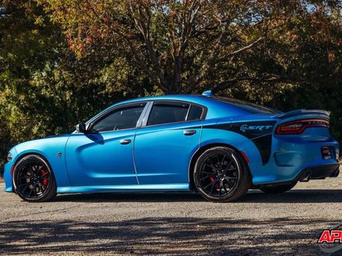 Used 2015 Dodge Charger SRT Hellcat image 5