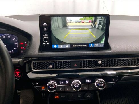 Used 2025 Honda Civic Sport image 24