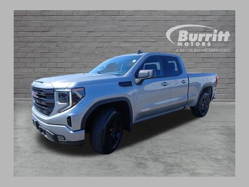 Used 2023 GMC Sierra 1500 Elevation AWD/4WD image 1