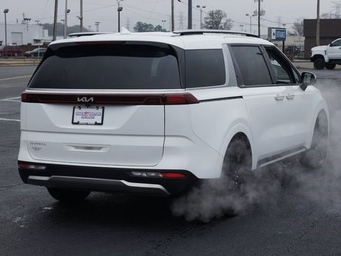 Used 2024 Kia Carnival SX Prestige image 21