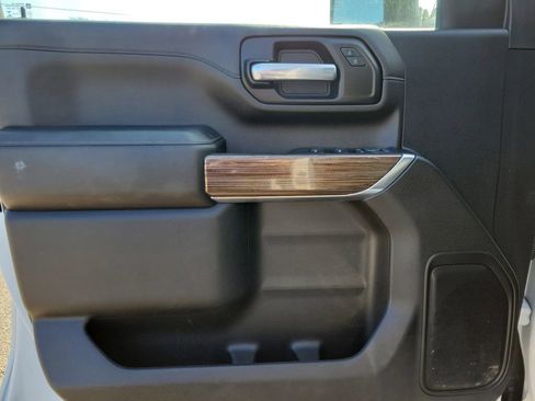 Certified 2022 Chevrolet Silverado 3500 LT w/ Texas Edition AWD/4WD image 19