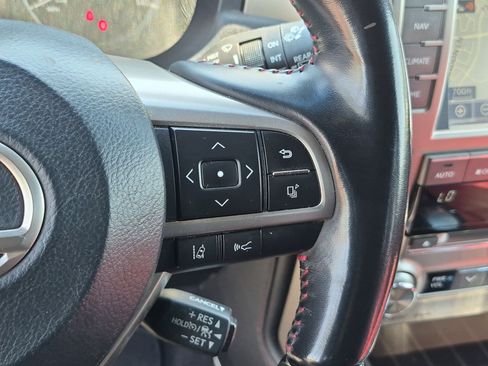 Used 2021 Lexus GX 460 Luxury w/ Sport Design Package AWD/4WD image 19