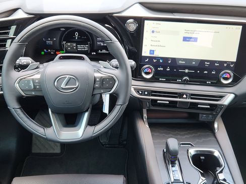 New 2025 Lexus RX 450h AWD w/ Luxury Package image 22