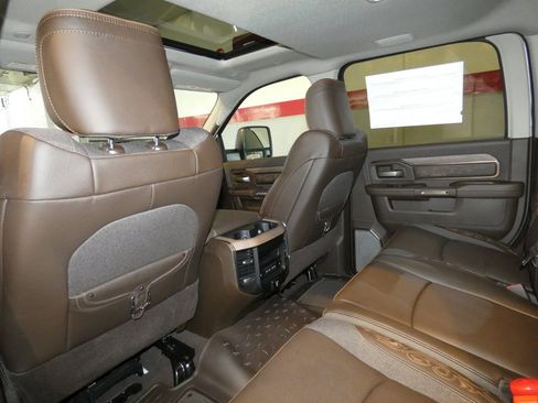 New 2026 RAM 3500 Longhorn image 30