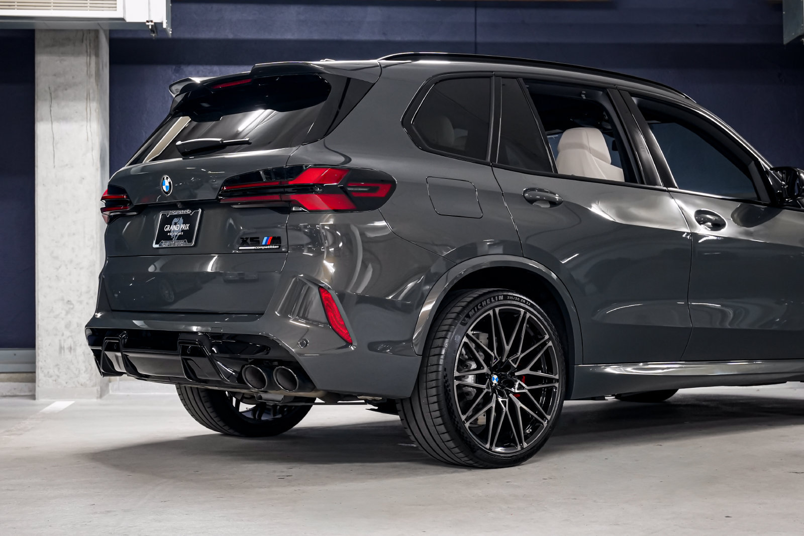 Used 2024 BMW X5 M Competition w/ Executive Package AWD/4WD image 45
