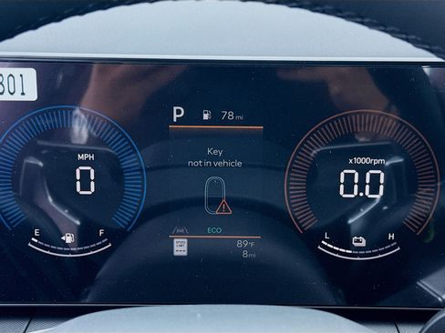 New 2026 Hyundai Santa Fe SE FWD image 9