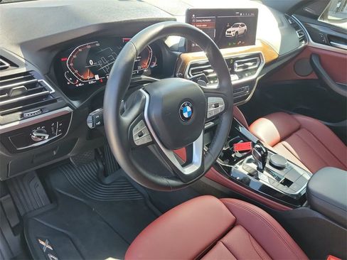 Used 2024 BMW X4 xDrive30i w/ Parking Assistance Package image 25