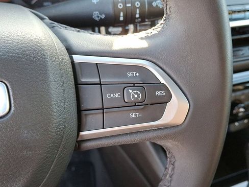 Used 2023 Jeep Compass Altitude image 18