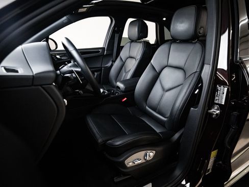 Certified 2026 Porsche Macan S AWD/4WD image 5