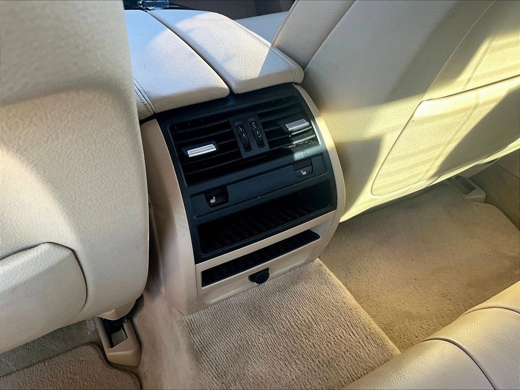 Used 2013 BMW 535i Sedan RWD image 12