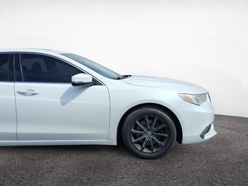 Used 2020 Acura TLX FWD image 4