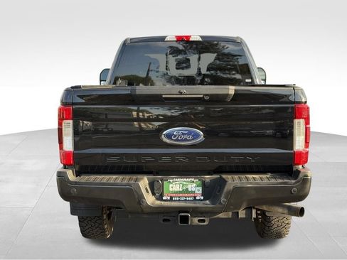 Used 2019 Ford F250 Lariat w/ Lariat Ultimate Package AWD/4WD image 8
