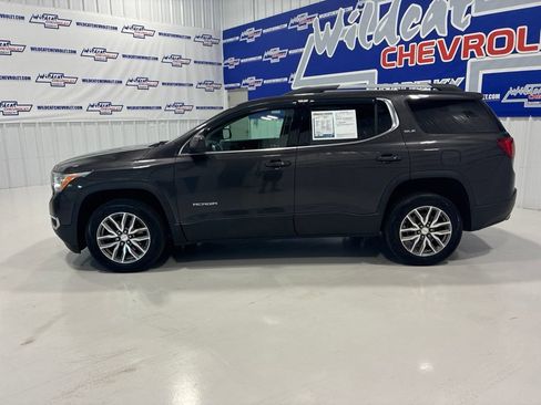 Used 2018 GMC Acadia SLE AWD/4WD image 3