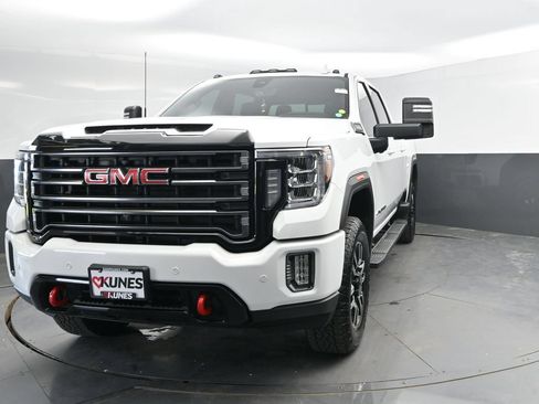 Used 2020 GMC Sierra 2500 AT4 w/ AT4 Premium Package AWD/4WD image 5