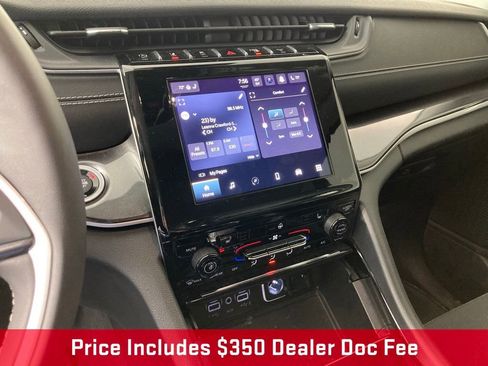 Used 2023 Jeep Grand Cherokee L Laredo w/ Luxury Tech Group I AWD/4WD image 2