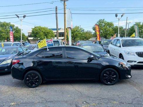 Used 2018 Toyota Corolla LE FWD image 6