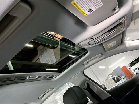 Used 2019 Audi A4 2.0T Premium Plus w/ Premium Plus Package image 25