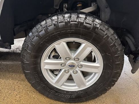 Used 2022 Ford F150 XLT image 9